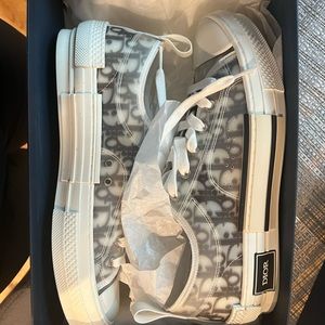 Men Christian Dior Shoes size 42